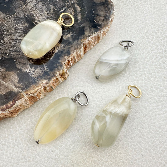 Moonstone (M)