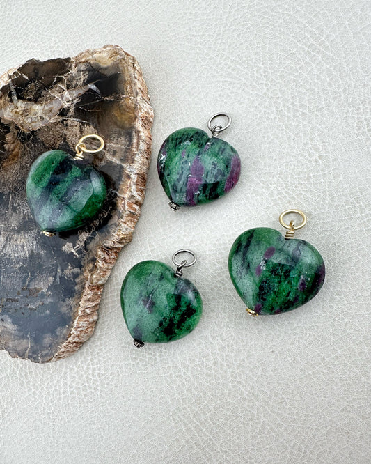 Ruby in Zoisite (L)